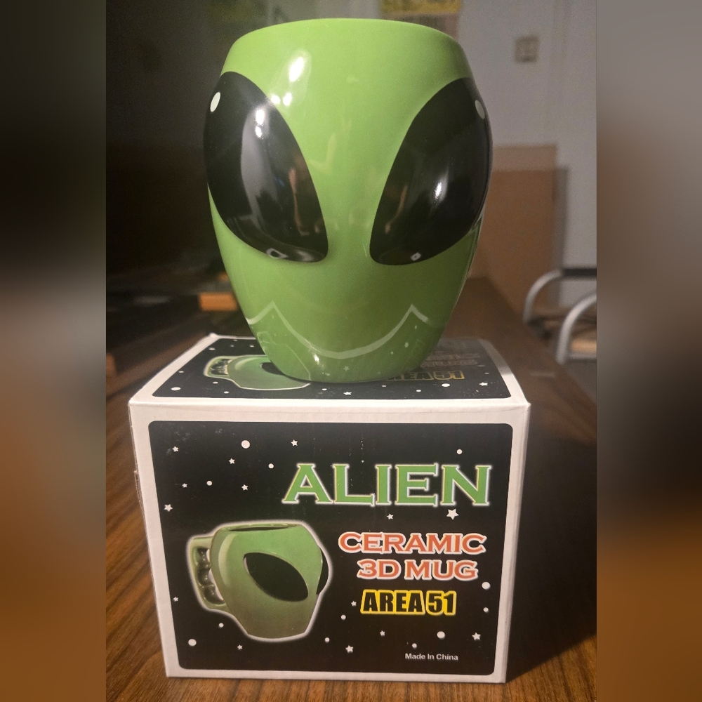 Area 51 Alien Ceramic 3D Mug